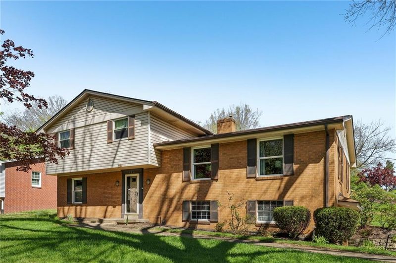 116 Thornberry Drive, Churchill, Pittsburgh, PA