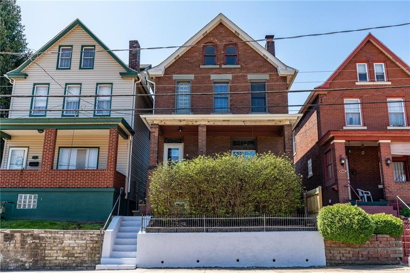 121 5th Avenue, Allegheny-East, Braddock, PA