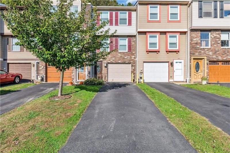 422 Ten Point Lane, Cranberry Township, PA