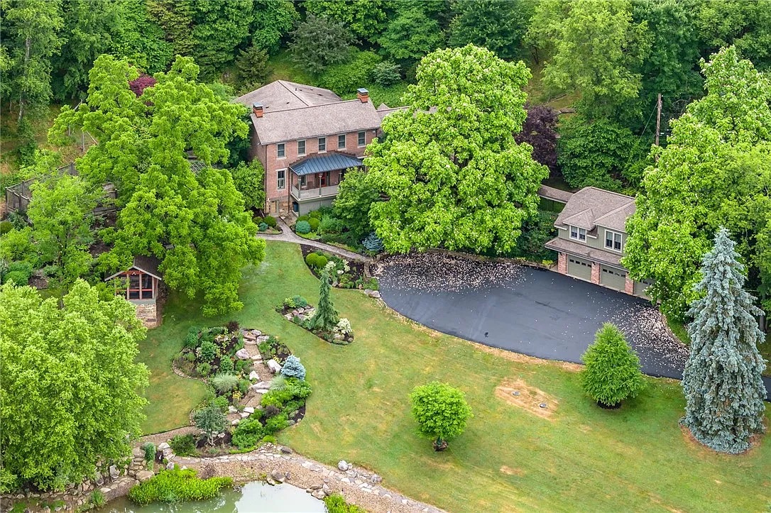 North Hills neighborhoods — Wexford, Cranberry, Mars, Gibsonia